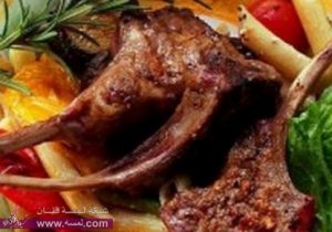 جبتلكم طريقة عمل ريش الخروف المتبله علي السفره الفخمه في العيد