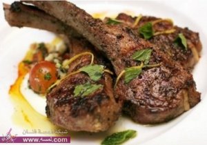 جبتلكم اليوم طريقة عمل الريش المشوية بالخضروات