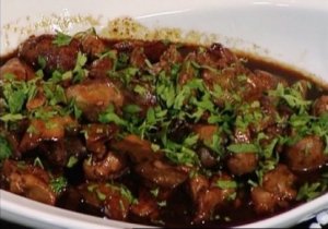 طريقة عمل كبدة الدجاج بدبس الرمان