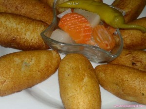 رولات التوست المقلية بحشوة البطاطس