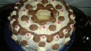 طريقة عمل كيك عيد الميلاد بالصور خطوات عمل تورته عيد الميلاد 2014