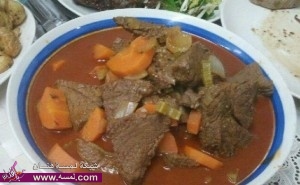 أكلات رمضانية خطوات عمل يخنة اللحم والخضار2014