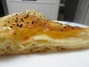 بنت الصحن اليمنية