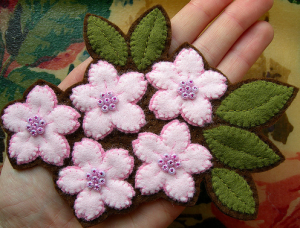 اشغال يدويه ( ابداعات وابتكارات بالجوخ )