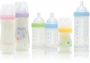 خطوات لتعقيم رضاعة طفلك أثناء الرحلات الطويلة