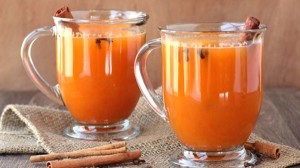 مشروب التفاح الحار