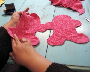 طرق صناعة الدمى للاطفال بقطع القماش 2014